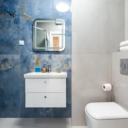 Апартаменты Mostek Sapphire Navy By Bookinghost