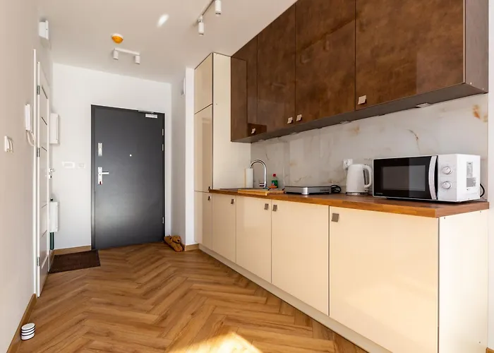 Mostek Sapphire Navy By Bookinghost Apartman