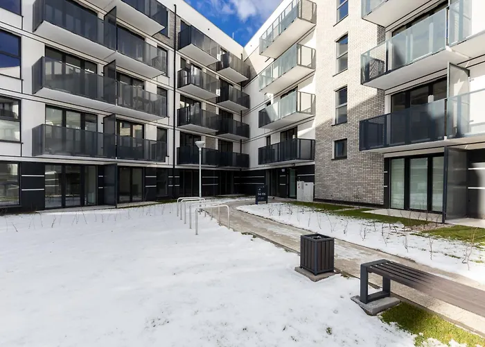 Apartman Mostek Sapphire Navy By Bookinghost