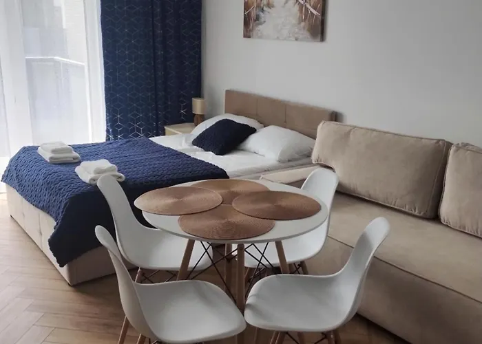 Mostek Sapphire Navy By Bookinghost Apartman *